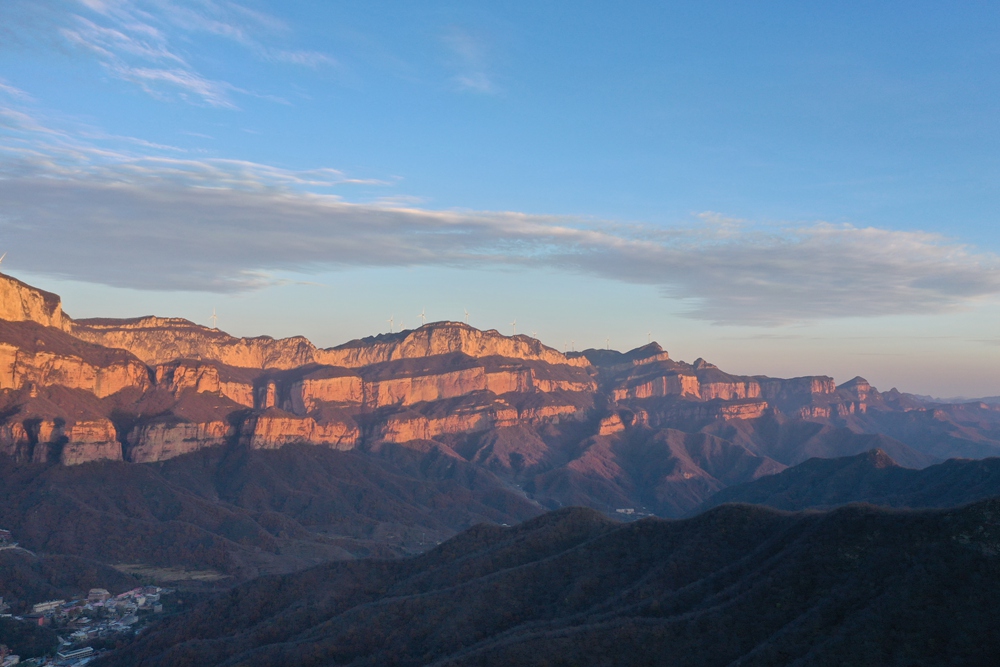 Towering Crimson Ridges and Endless Red Cliffs