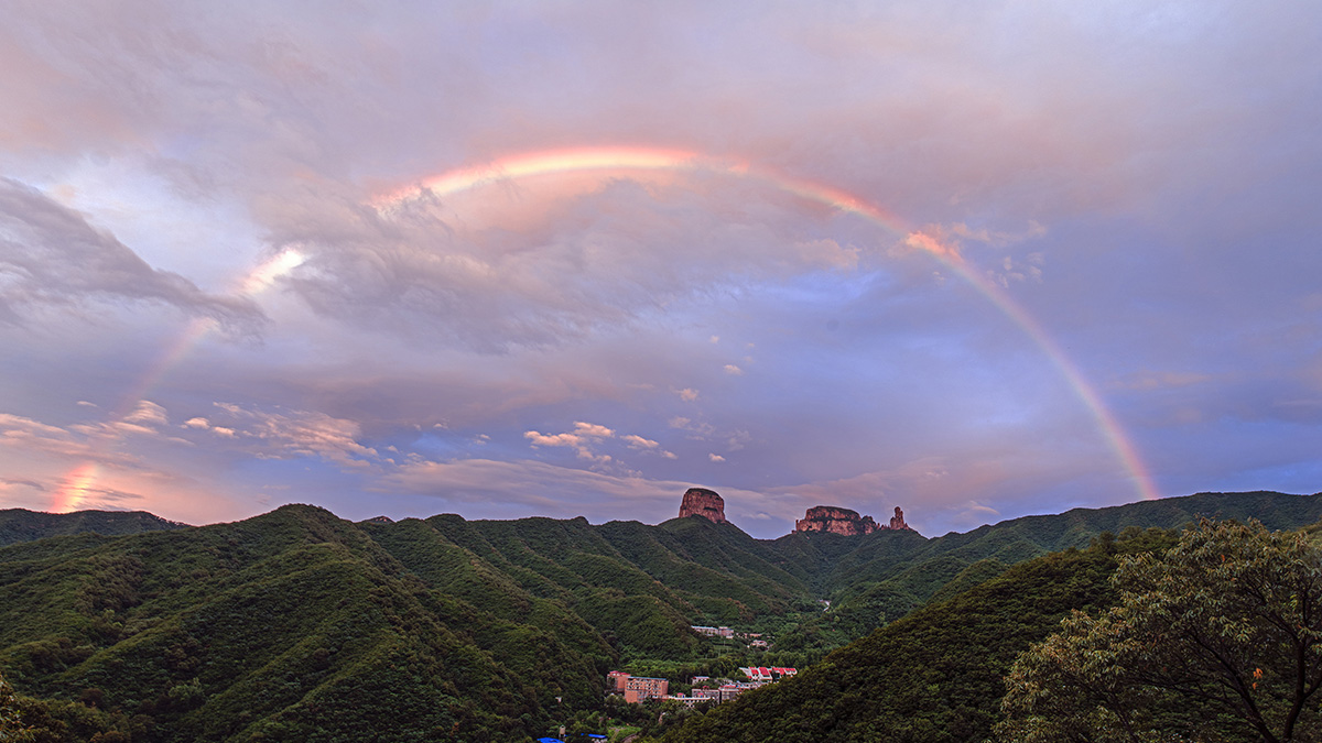 纸糊套观景台.jpg